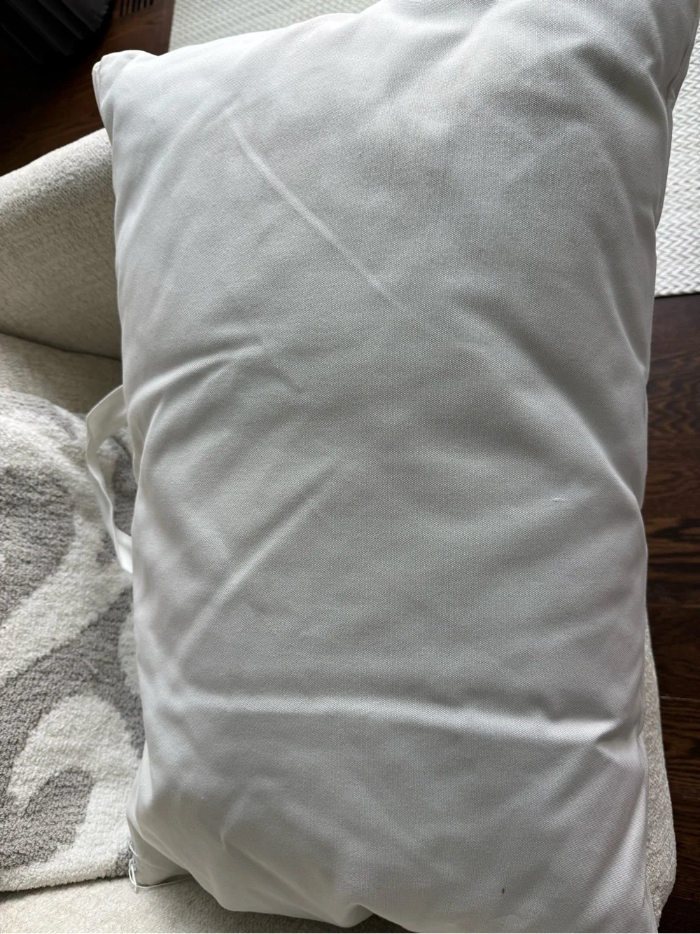 NEW Yves Delorme's Down & Feather pillow Queen size $230 MSRP